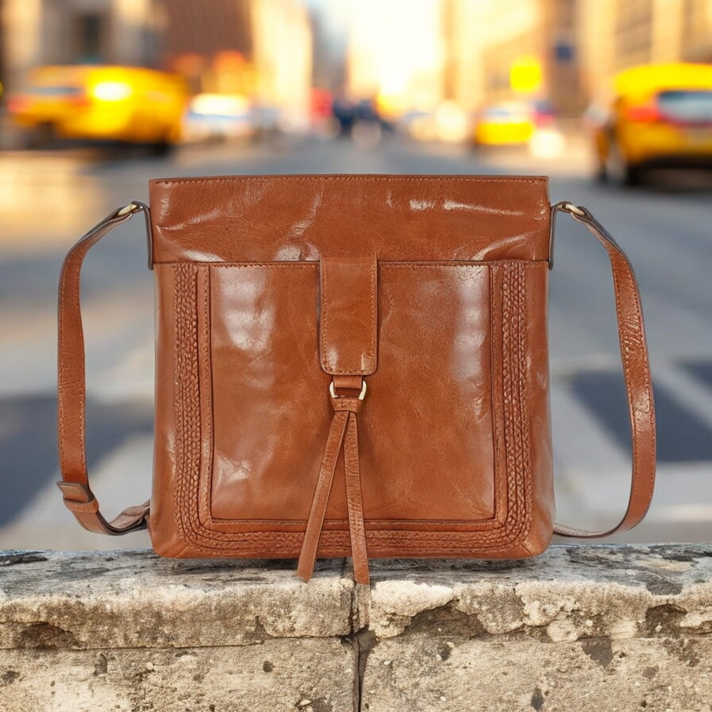 Anna Woven City Crossbody
