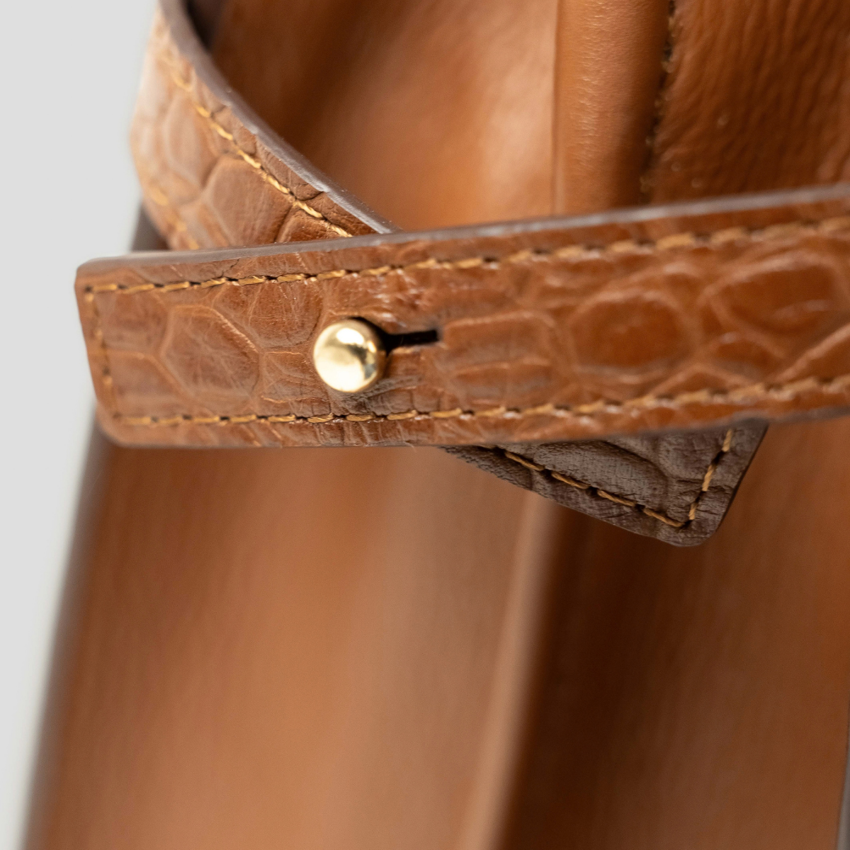 AMARA TOP HANDLE TOTE - CHESTNUT