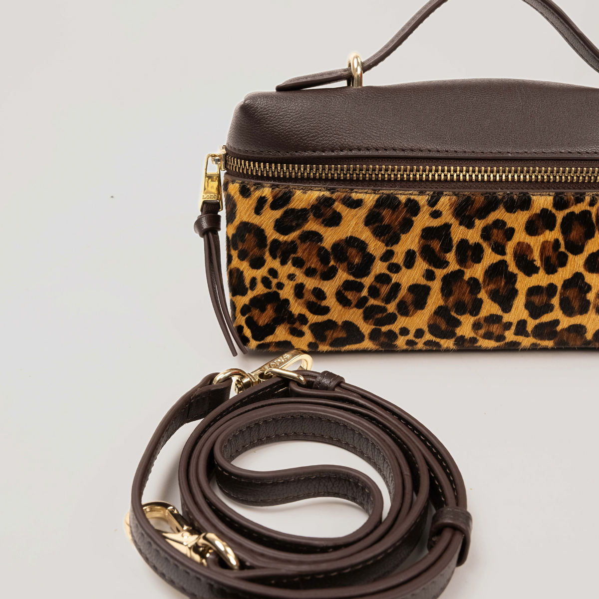 STRATOS TEXAS CROSSBODY - CHEETAH PRINT
