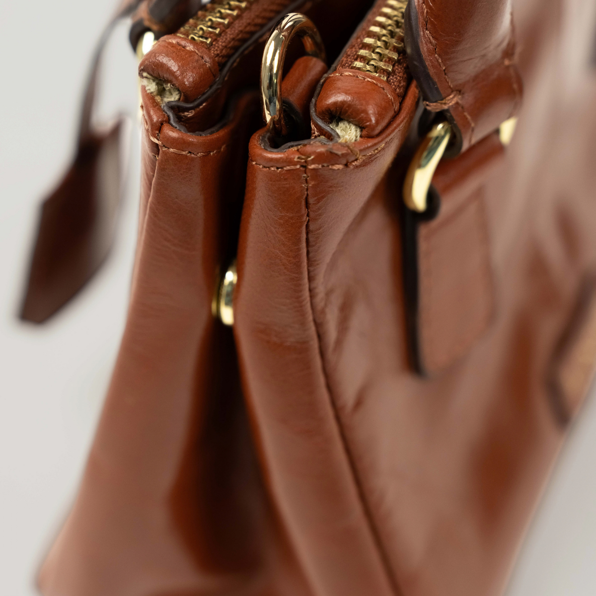 ECLIPSE TOP HANDLE TEXAS CROSSBODY - CHESTNUT