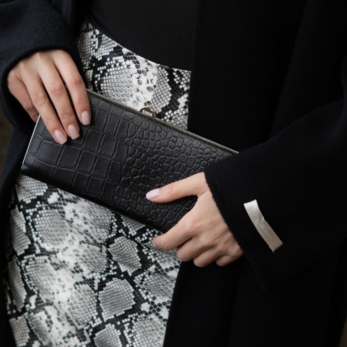 Quinn Clutch Framed Wallet (Croco)