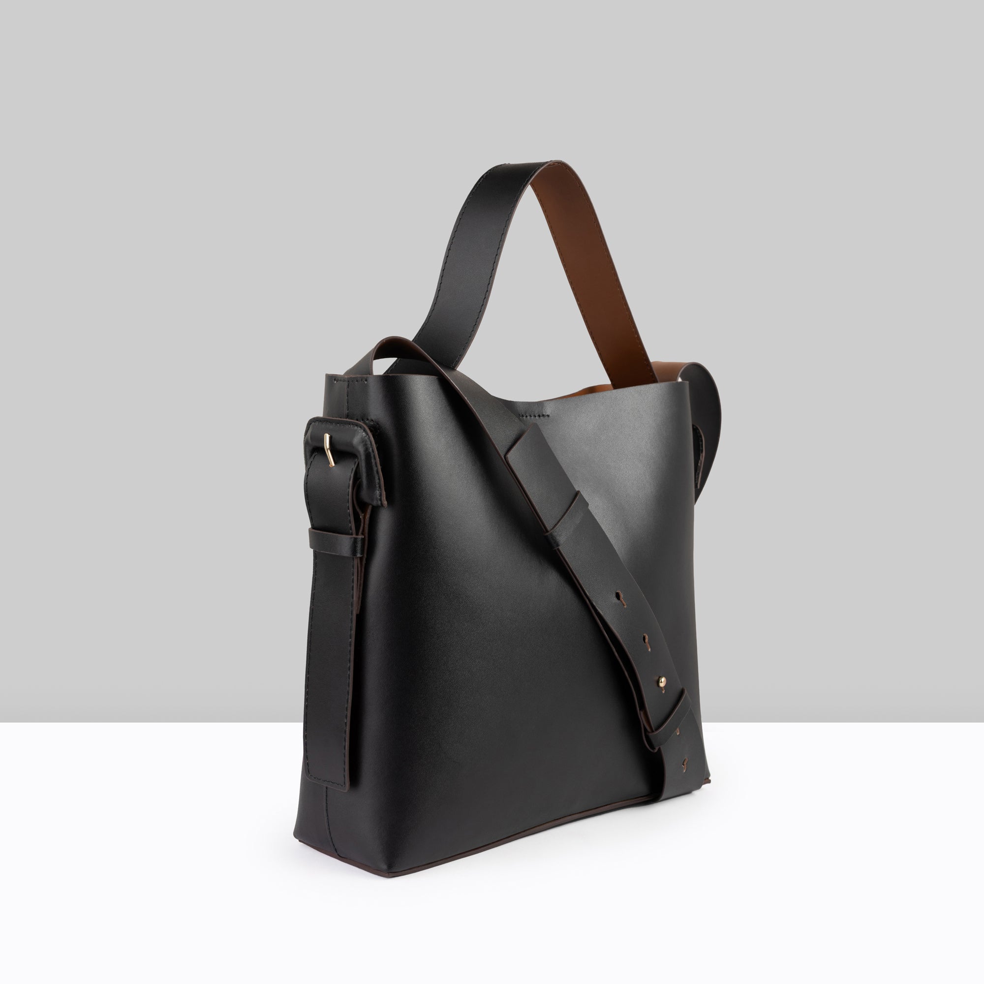 Arielle Crossbody