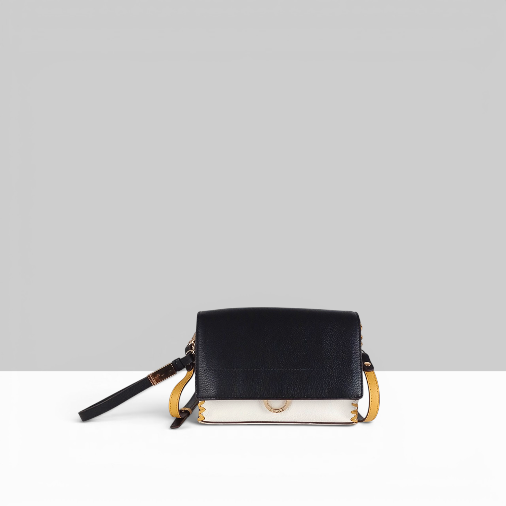Amy Crossbody