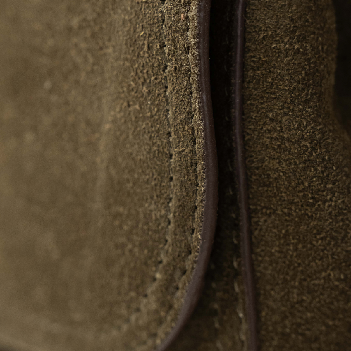 ORAYA SUEDE CROSSBODY - OLIVINE