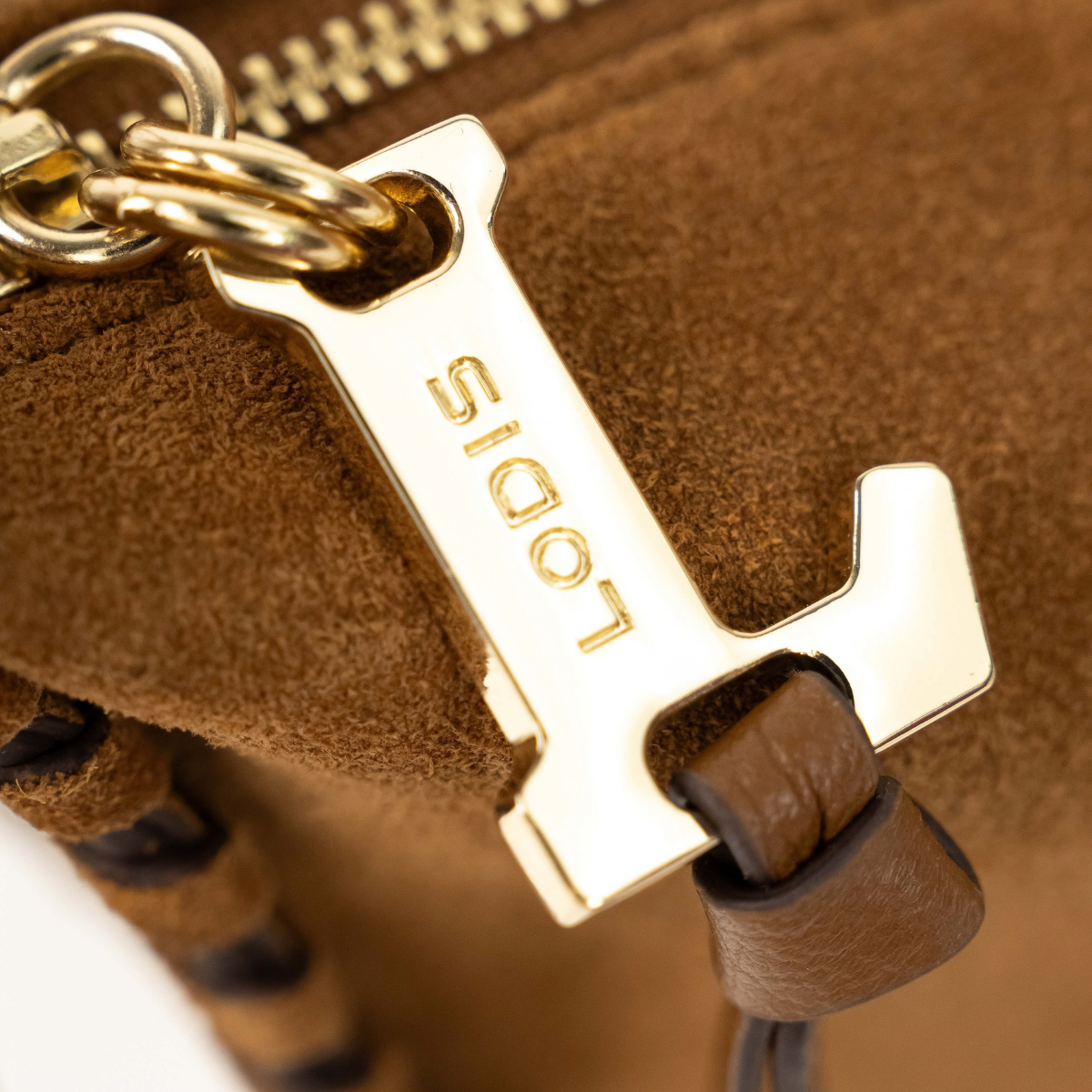 LUMOS SUEDE CROSSBODY - TAN