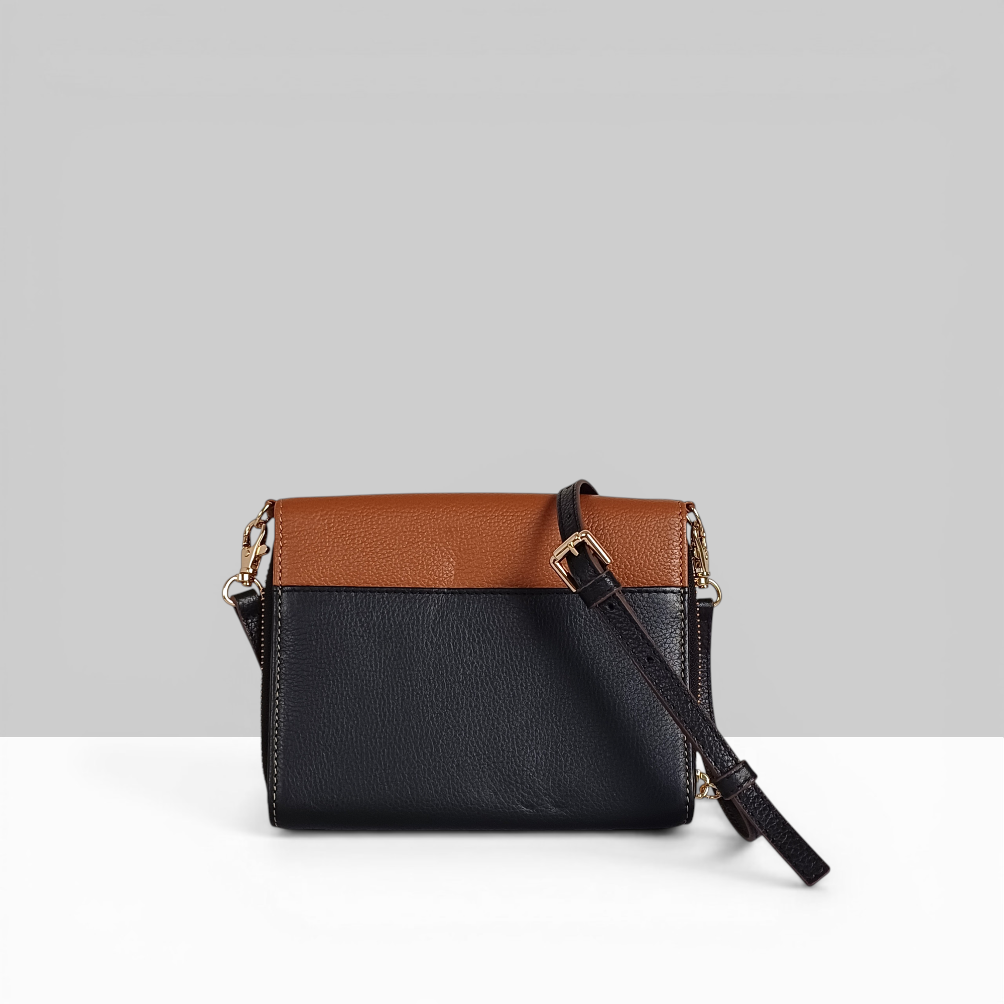 VISTA ENVELOPE SMALL CROSSBODY